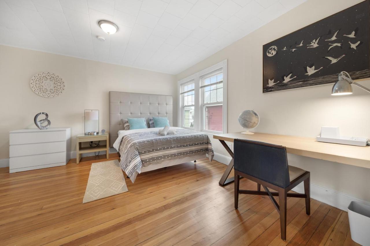 5Br 2Bh Bright & Spacious Apt In Brighton Boston Exterior photo
